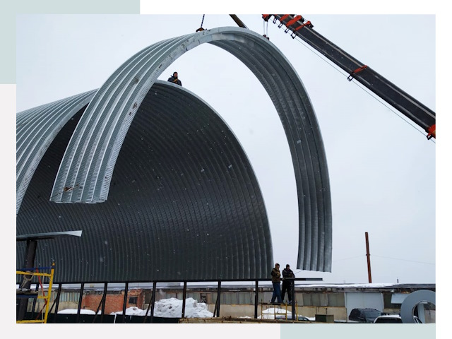 Полукруглые ангары в Южноуральске